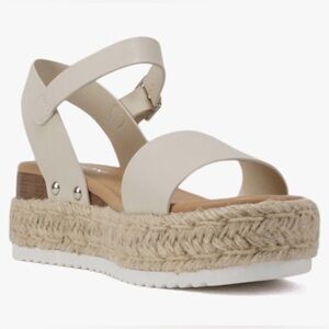 New worn once Women Open Toe Ankle Strap Platform Espadrille Sandal Size 9